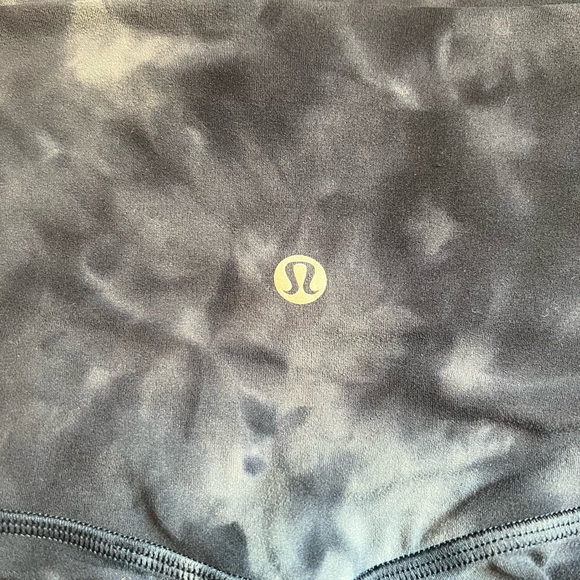 Lululemon Diamond Dye Aligns 23” Size 4 - Picture 3 of 5